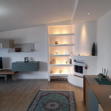 Cara A' Mari Apartment *